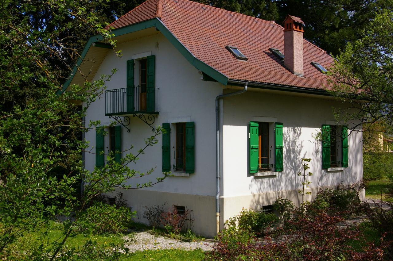 Angel Services - Le Nant Сен-Жорьо Экстерьер фото